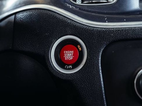 Used 2018 Dodge Charger SRT w/ Technology Group RWD image 20