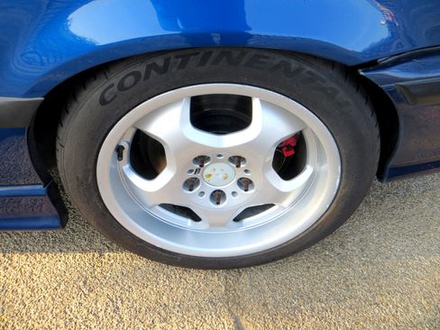 Used 1995 BMW M3 Coupe image 7