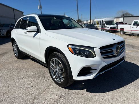 Used 2017 Mercedes-Benz GLC 300 4MATIC image 11