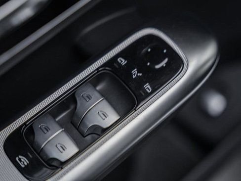 New 2026 Mercedes-Benz GLC 300 4MATIC image 35