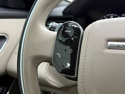 Used 2019 Land Rover Range Rover Velar R-Dynamic HSE image 16