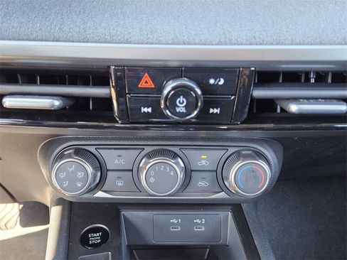 New 2026 Nissan Kicks S image 19