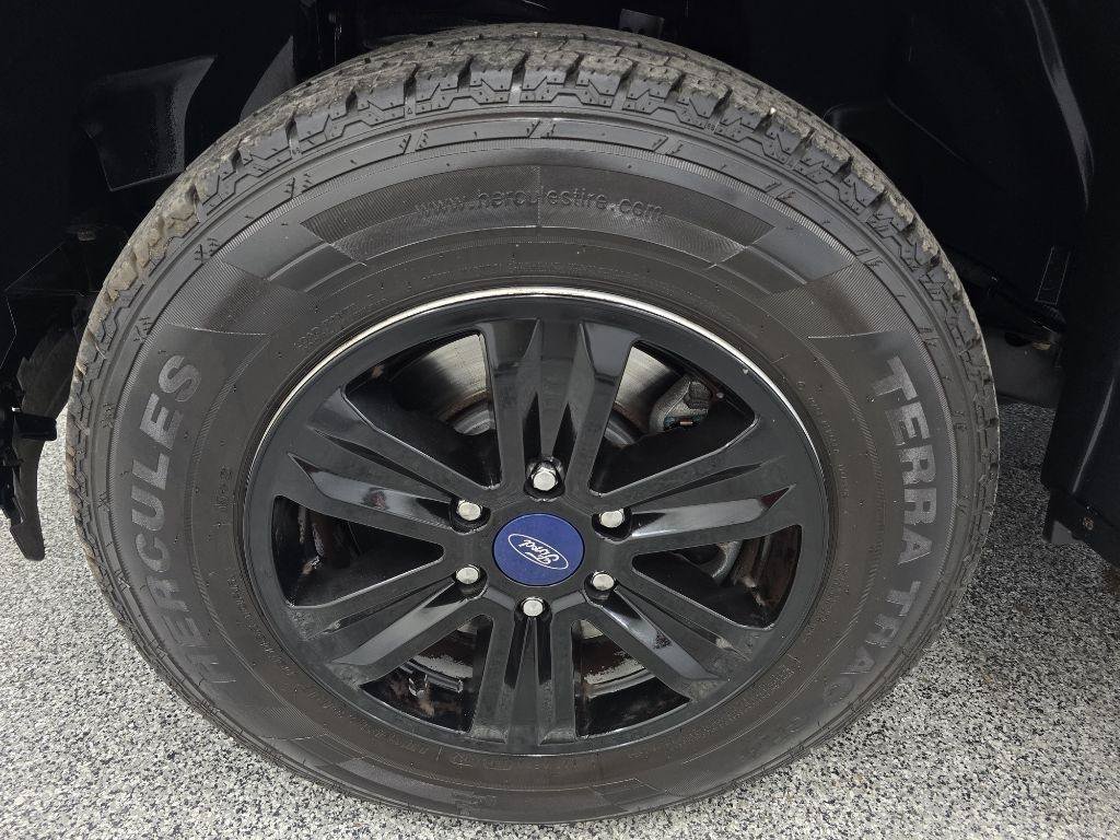 Used 2015 Ford F150 XLT w/ Equipment Group 301A Mid RWD image 29
