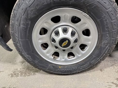 Used 2021 Chevrolet Silverado 3500 W/T image 36