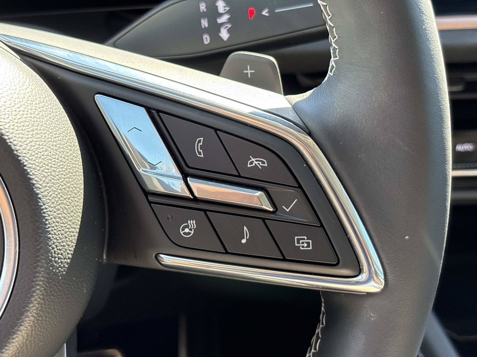 Used 2024 Buick Envision Sport Touring AWD/4WD image 19