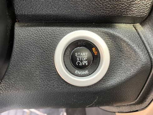 Used 2014 RAM 1500 Laramie Longhorn w/ Convenience Group AWD/4WD image 21