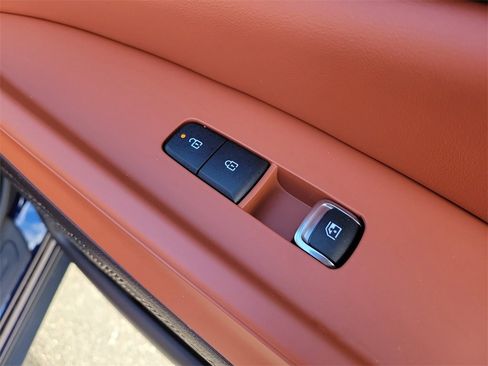 New 2026 Kia Carnival EX image 11