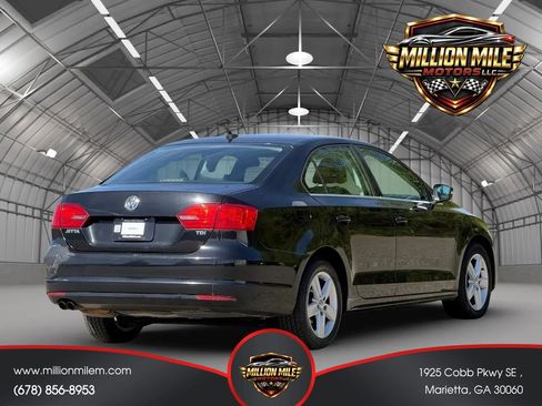 Used 2013 Volkswagen Jetta TDI FWD image 9