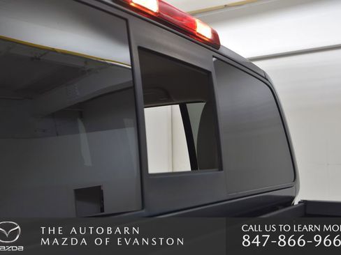 Used 2016 Nissan Frontier SV image 33