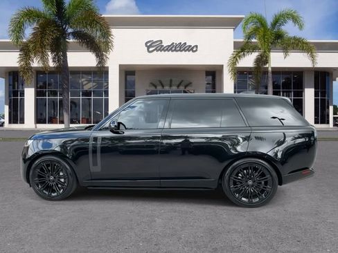Used 2024 Land Rover Range Rover Long Wheelbase SE image 8