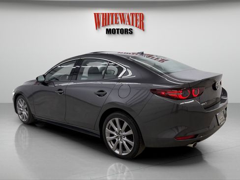 Used 2019 MAZDA MAZDA3 Sedan w/ Premium Package image 2