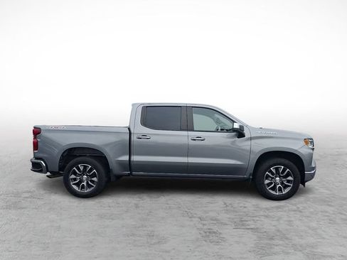 Used 2023 Chevrolet Silverado 1500 LT AWD/4WD image 7