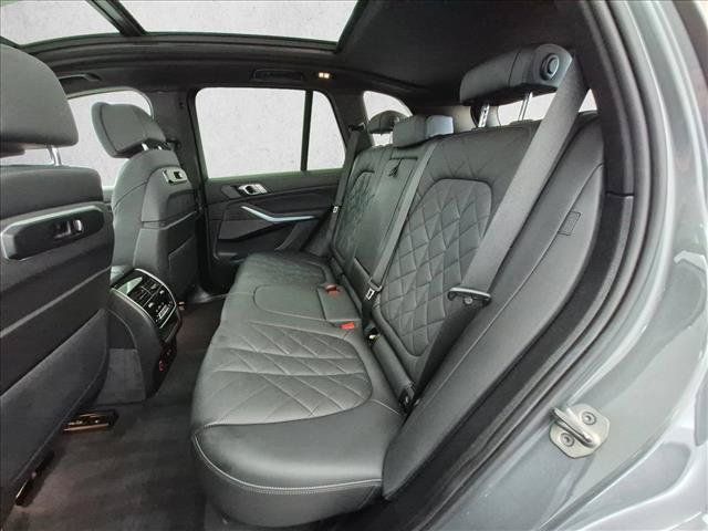Used 2025 BMW X5 sDrive40i RWD image 22