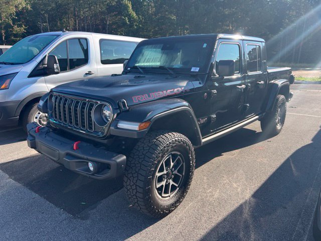 Used 2025 Jeep Gladiator Rubicon AWD/4WD image 3