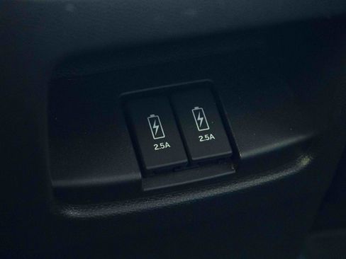 Used 2019 Honda CR-V Touring image 40