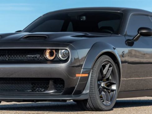 Used 2023 Dodge Challenger SRT Hellcat RWD image 1