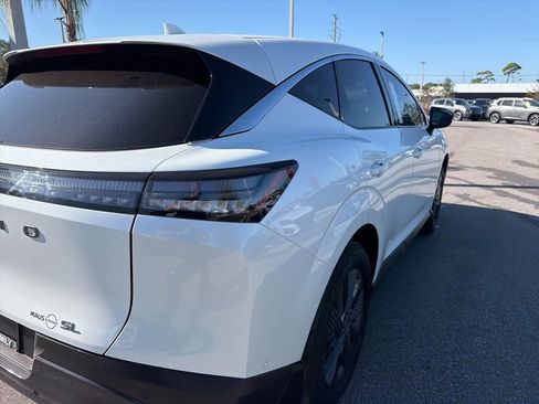 Certified 2025 Nissan Murano SL w/ Cargo Package image 9