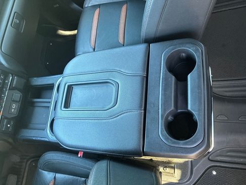 Used 2021 GMC Sierra 1500 AT4 w/ Technology Package AWD/4WD image 29