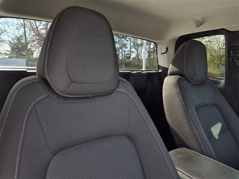 Used 2021 Chevrolet Colorado LT w/ Fleet Safety Package image 11