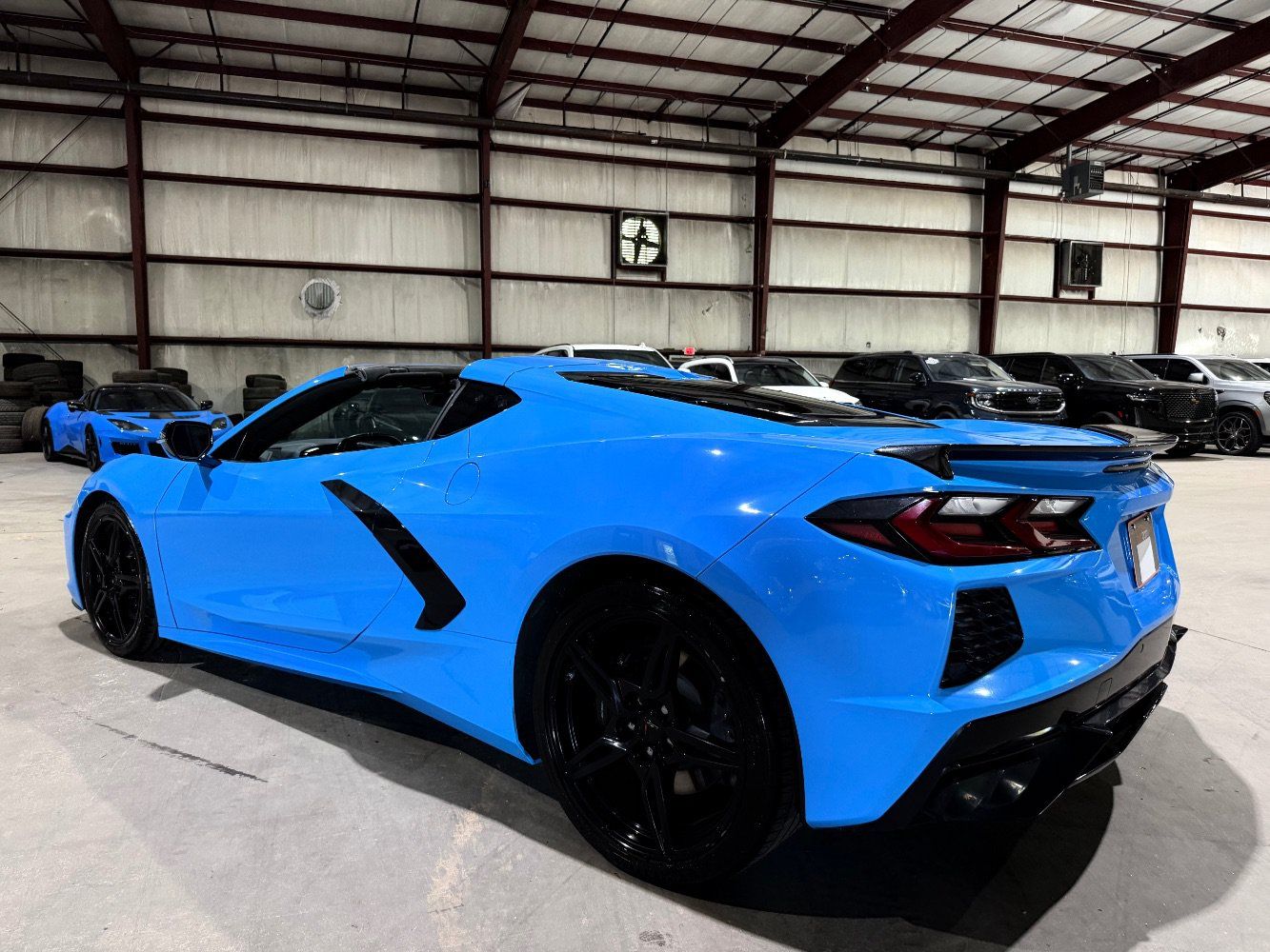 Used 2023 Chevrolet Corvette Stingray Preferred Cpe w/ Stealth Interior Trim Package RWD image 7