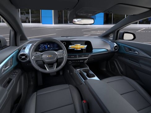 New 2026 Chevrolet Equinox EV LT image 13