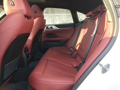 Used 2023 BMW i4 eDrive35 w/ Premium Package image 23