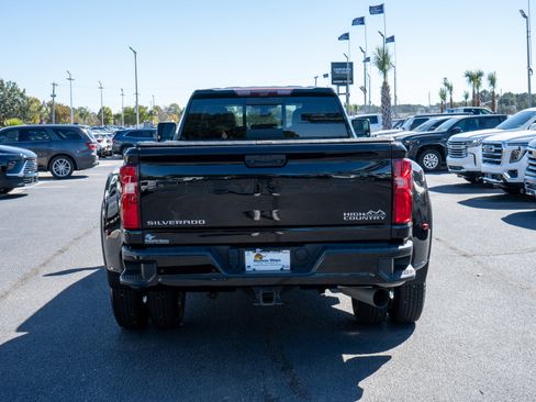 Used 2020 Chevrolet Silverado 3500 High Country image 4