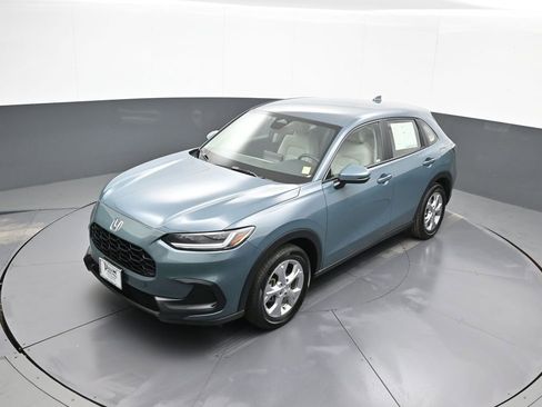 Certified 2023 Honda HR-V LX image 32