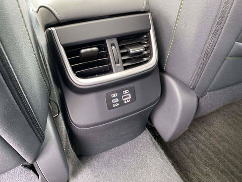 Used 2025 Subaru Outback Onyx Edition AWD/4WD image 9