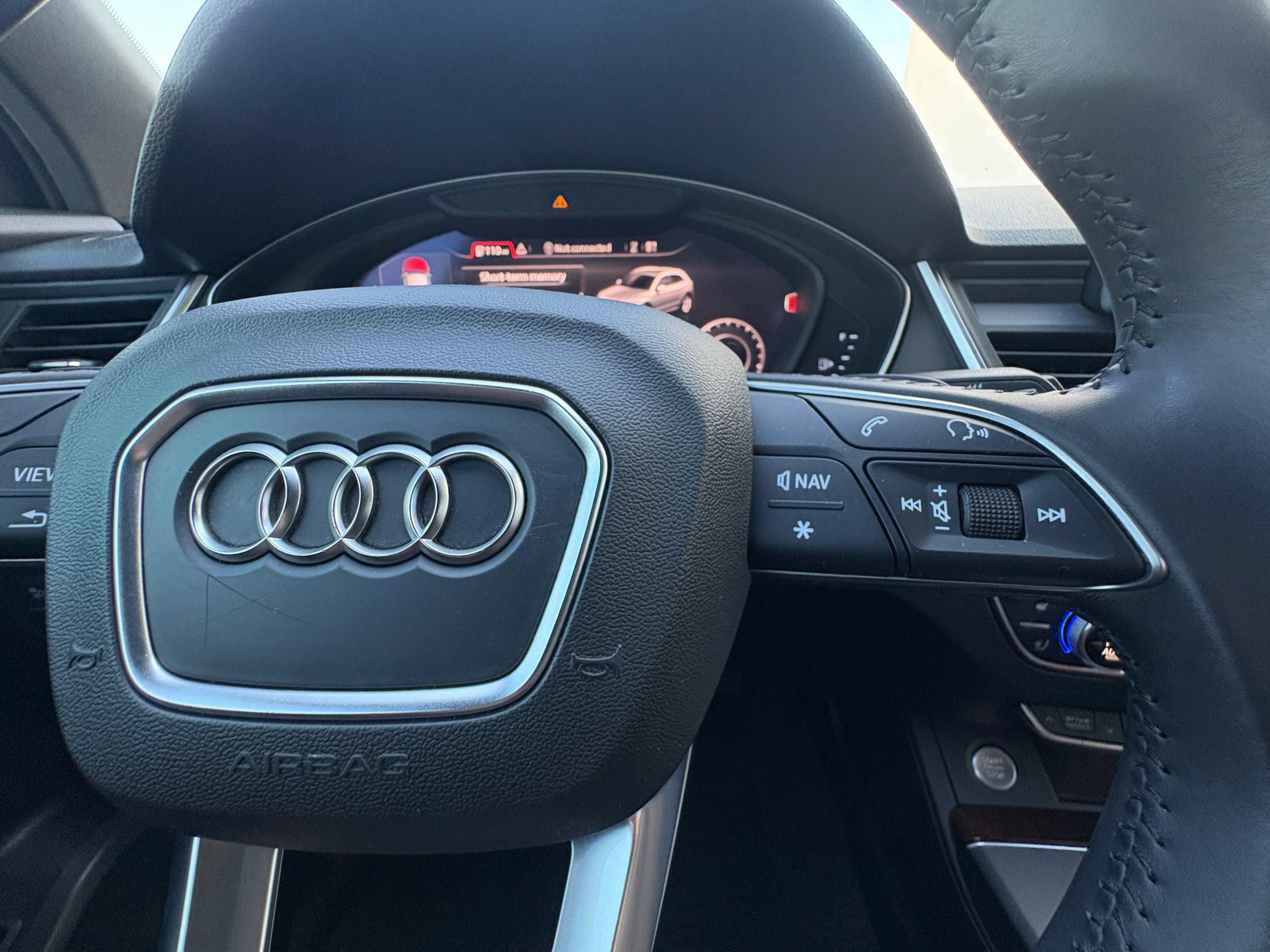 Used 2018 Audi Q5 2.0T Premium Plus w/ Premium Plus Package AWD/4WD image 30