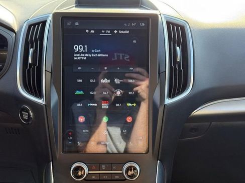 Used 2024 Ford Edge Titanium image 13