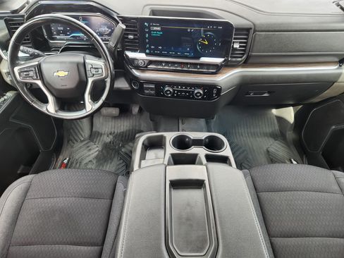 Used 2024 Chevrolet Silverado 2500 LT AWD/4WD image 24