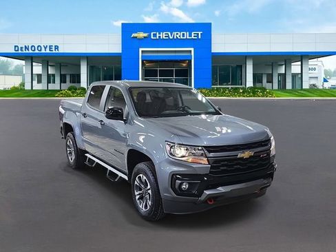 Used 2022 Chevrolet Colorado Z71 w/ Trail Boss Package image 7