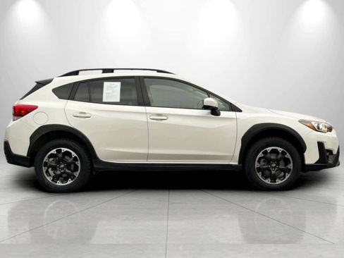 Used 2023 Subaru Crosstrek 2.0i Premium image 8