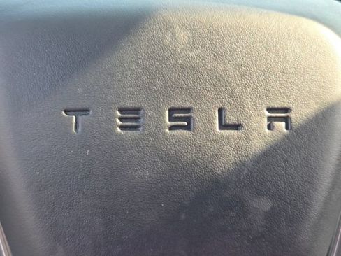 Used 2022 Tesla Model S AWD/4WD image 25