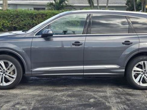 Used 2022 Audi Q7 2.0T Premium image 3
