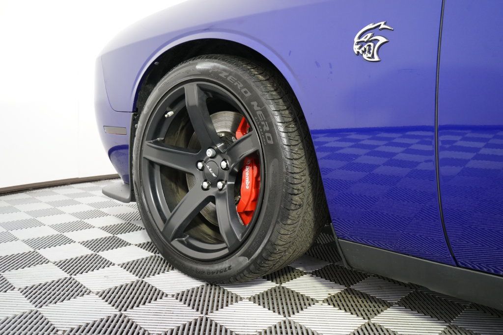 Used 2020 Dodge Challenger SRT Hellcat RWD image 23