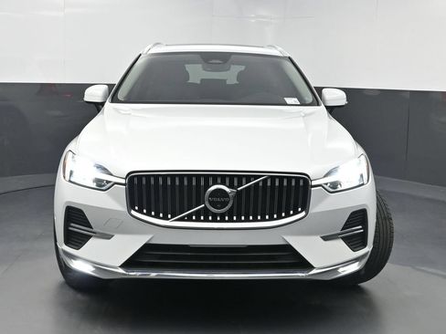 Used 2023 Volvo XC60 B5 Plus FWD image 37
