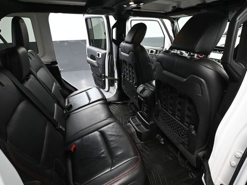 Used 2019 Jeep Wrangler Unlimited Rubicon image 43