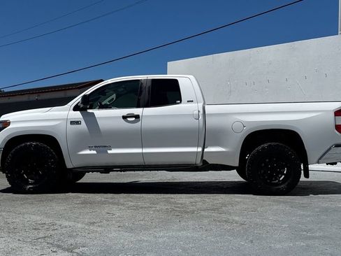 Used 2021 Toyota Tundra SR5 RWD image 6