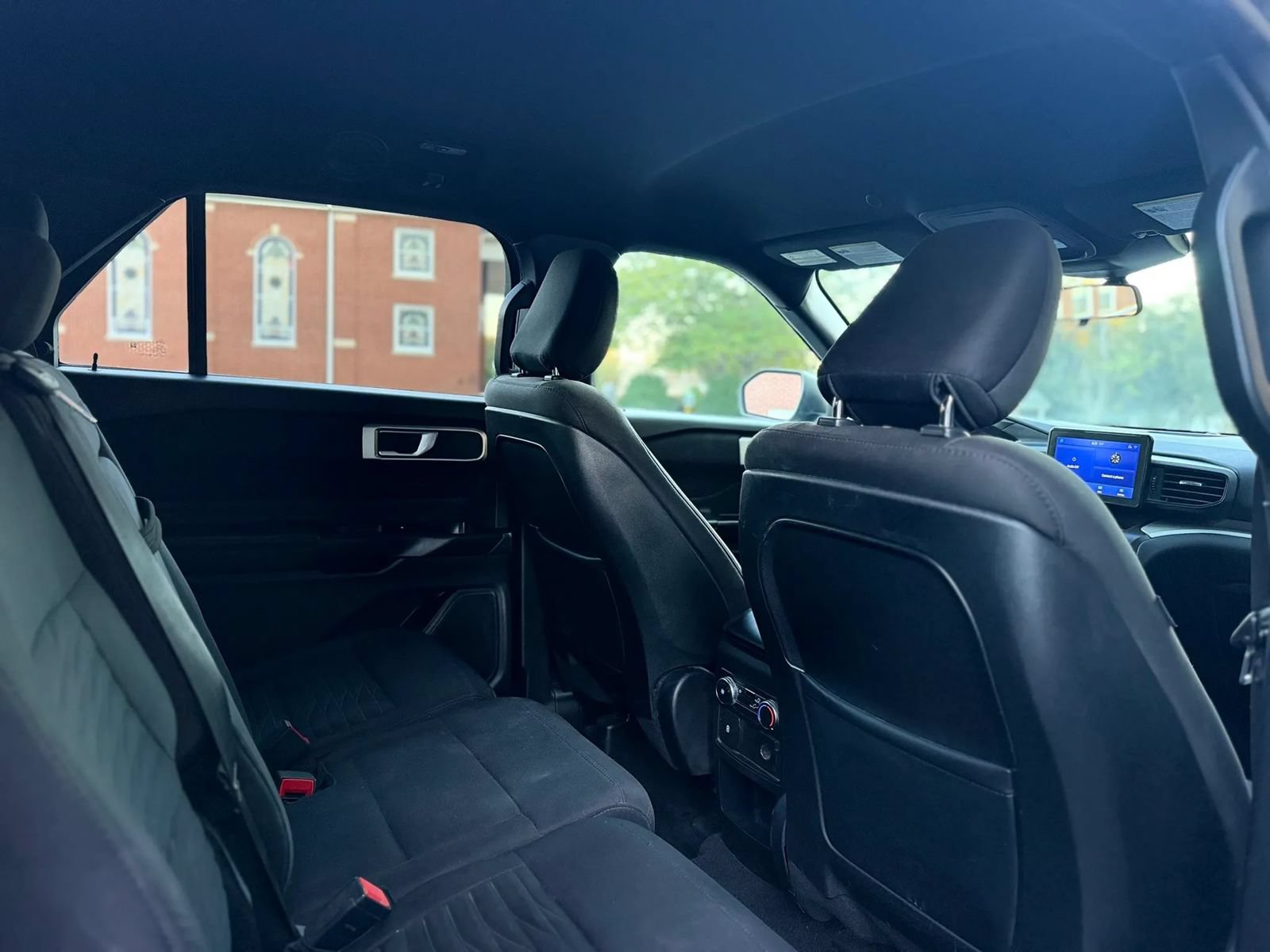 Used 2020 Ford Explorer XLT AWD/4WD image 11