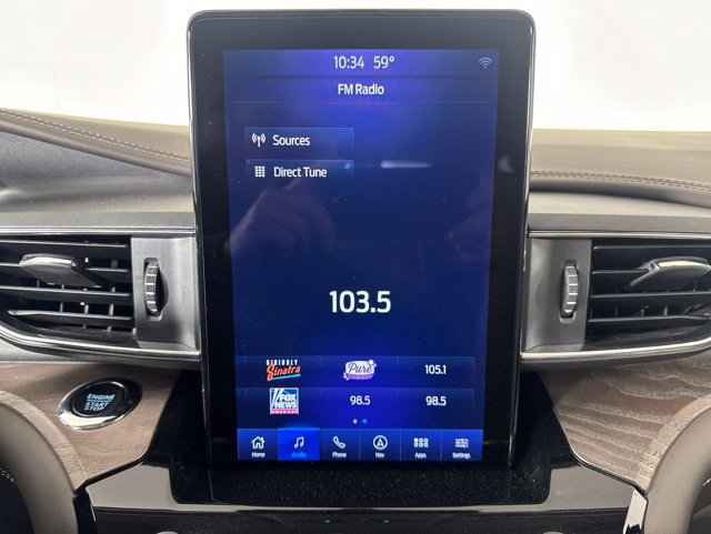 Used 2023 Ford Explorer Platinum w/ Technology Package AWD/4WD image 18