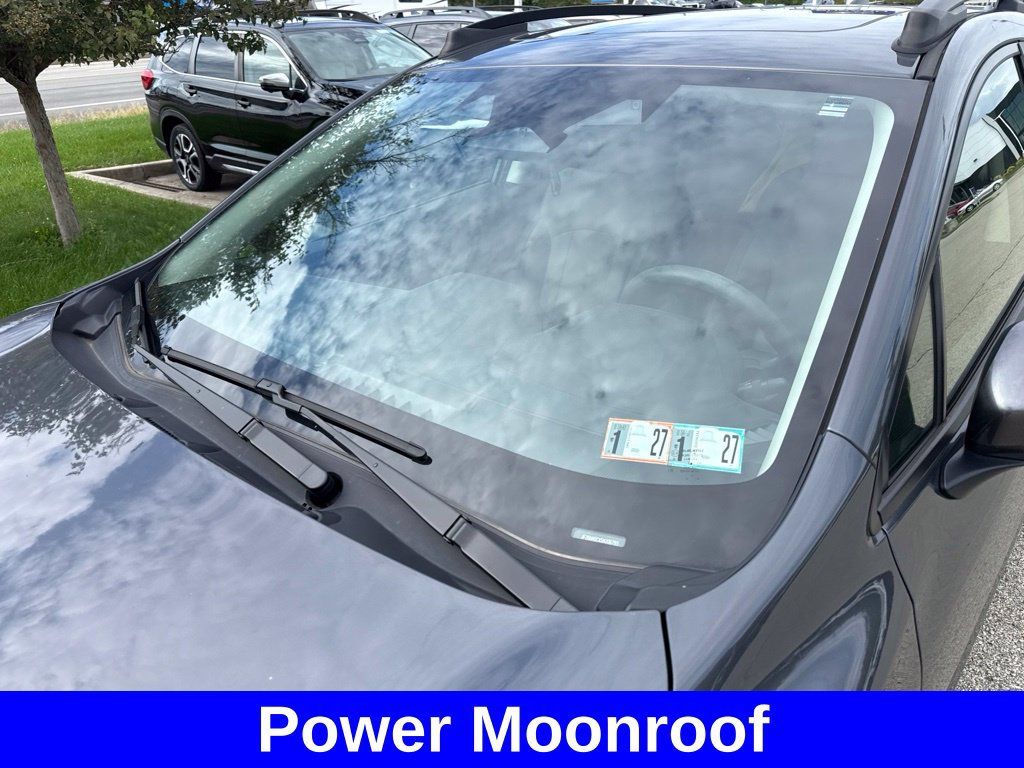 Used 2025 Subaru Crosstrek 2.5i Premium AWD/4WD image 6