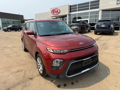 Used 2020 Kia Soul LX FWD image 4