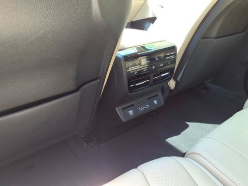 Certified 2024 Acura MDX SH-AWD w/ Advance Package image 21