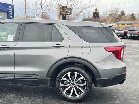 Used 2021 Ford Explorer ST image 11