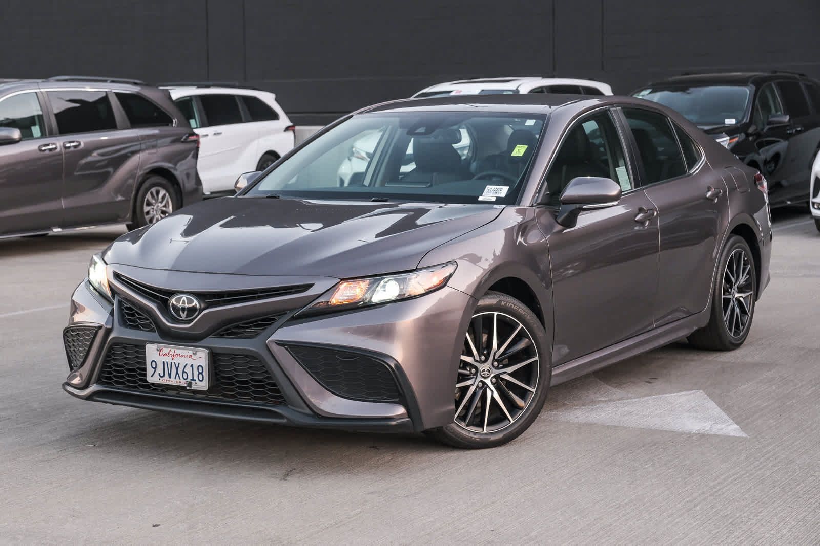 Certified 2024 Toyota Camry SE w/ Convenience Package FWD image 1