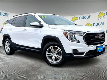 Used 2023 GMC Terrain SLE w/ Driver Convenience Package