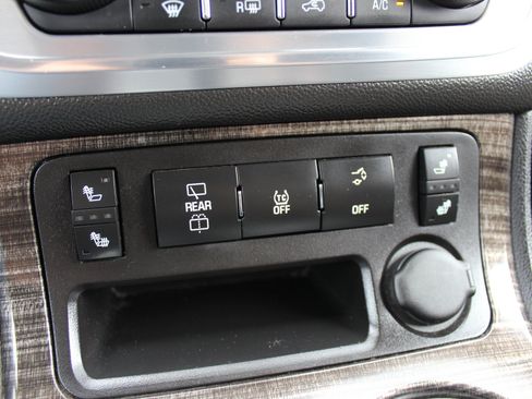 Used 2014 GMC Acadia SLT AWD/4WD image 30
