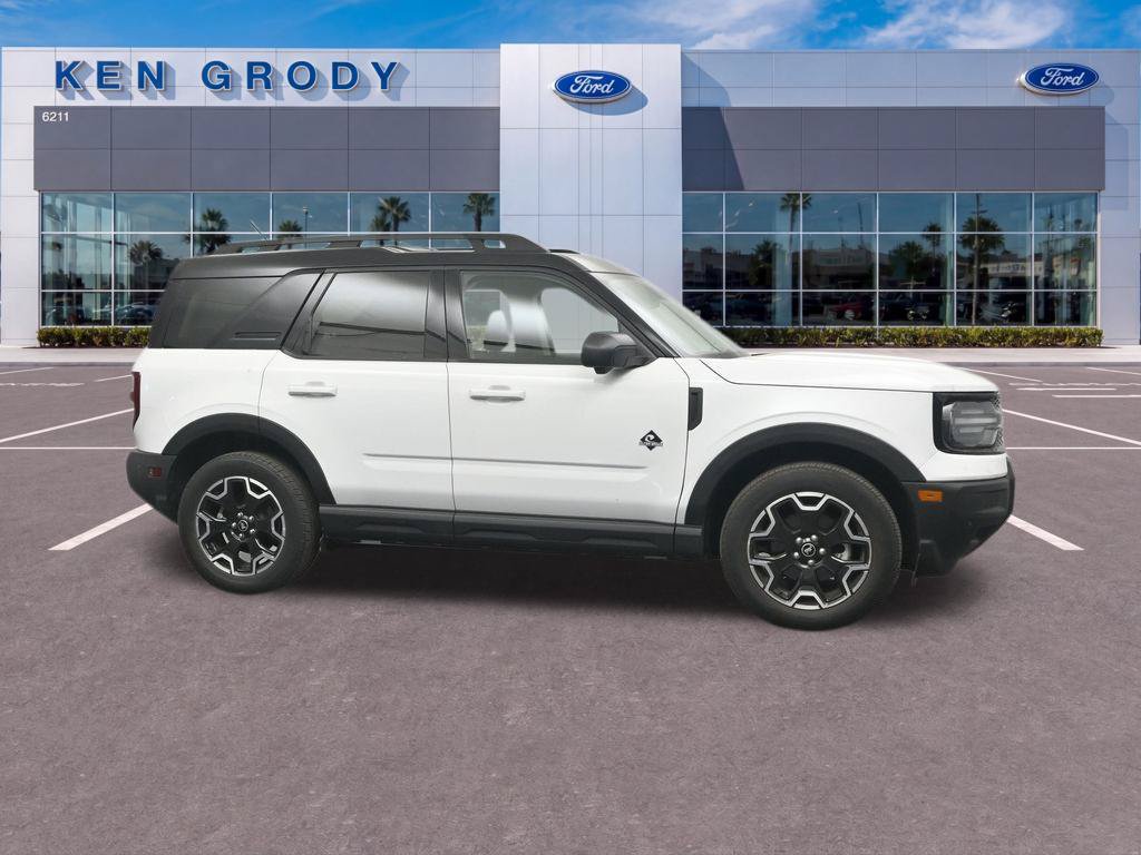Used 2025 Ford Bronco Sport Outer Banks w/ Outer Banks Tech Package+ AWD/4WD image 5